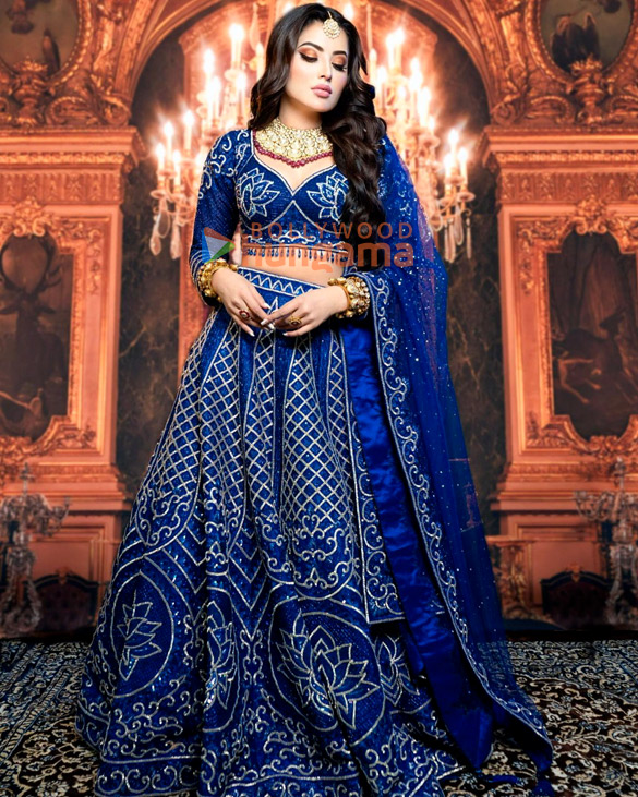 urvashi rautela 1 77