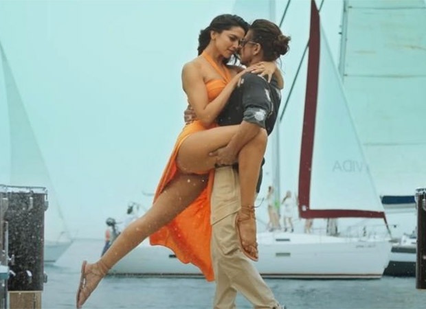 BREAKING: Deepika Padukone’s orange swimsuit scene in Pathaan has NOT been censored; is very much a part of ‘Besharam Rang’ : Bollywood News