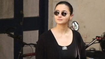Alia Bhatt gets clicked at the dubbing studio in oversized black outfit