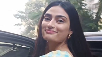 Athiya Shetty smiles for paps as she gets clicked in the city