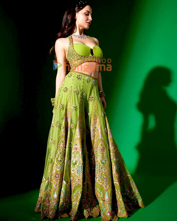 elli avrram 2 68