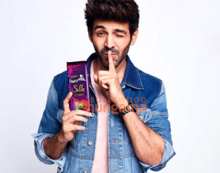 Celeb Photos Of Kartik Aaryan