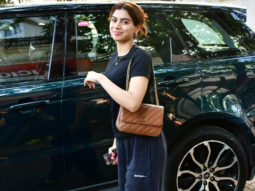 Khushi Kapoor waves at paps as he hurries for her gym session