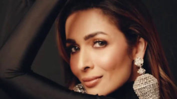 Malaika Arora flaunts her beautiful diamond jewelry