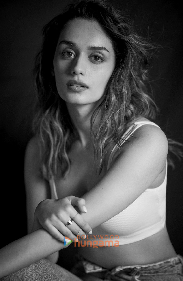 manushi chhillar 1 73