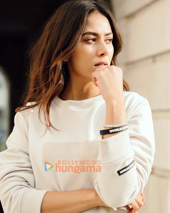 mira kapoor 2 13
