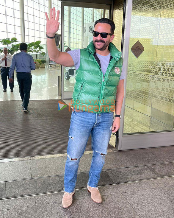 photos ajay devgn nysa devgan anil kapoor and others snapped at the airport 112