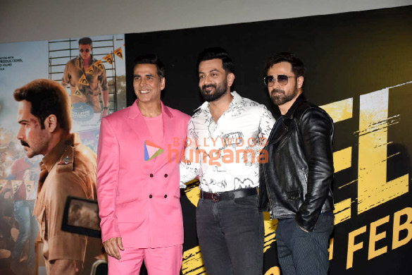 photos akshay kumar emraan hashmi nushrratt bharuccha diana penty and others snapped at the trailer launch of selfiee 4