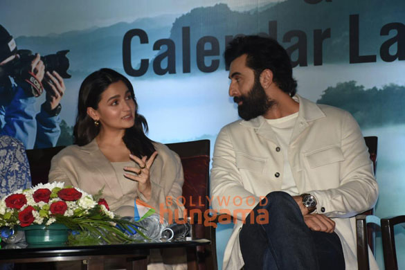 photos alia bhatt and ranbir kapoor attend the mumbai moments 2023 excellence in photography awards calendar launch 4