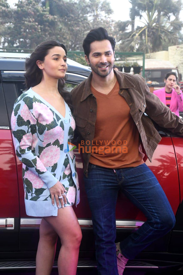 photos alia bhatt and varun dhawan attends the zee cine awards 2023 announcement event 3