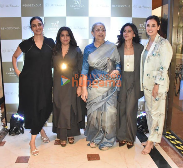 photos celebs attend javed akhtars book launch 14