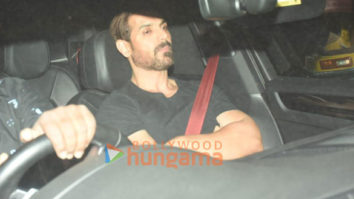 Photos: Celebs grace the screening of Pathaan at YRF Studios