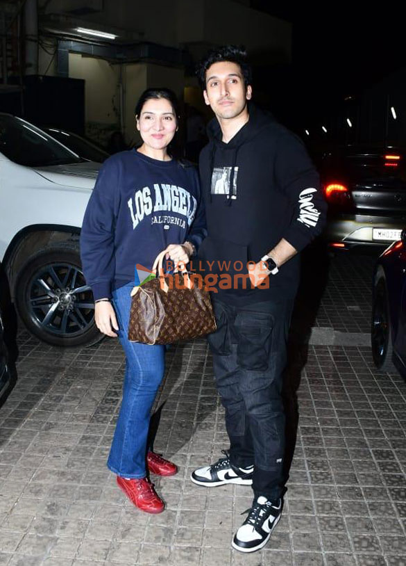 photos celebs grace the screening of pathaan at pvr juhu 6