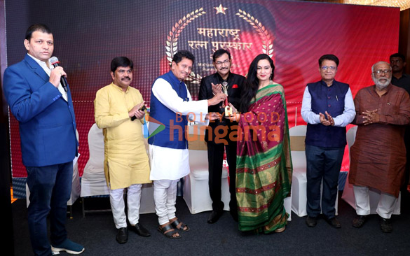 photos celebs snapped at maharashtra ratna puraskar 2023 ceremony 1