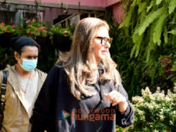 Photos: Dimple Kapadia snapped in Juhu