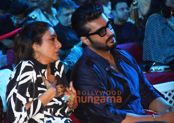 photos gulzar vishal bhardwaj and others snapped at kutteys mehfil e khaas 4