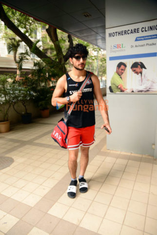 Photos: Ibrahim Ali Khan and Siddhant Chaturvedi snapped at their gym in Juhu
