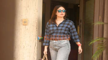 Photos: Kareena Kapoor Khan spotted in Bandra