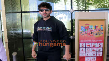 Photos: Kartik Aaryan, Tabu, Bhagyashree and others snapped athe airport