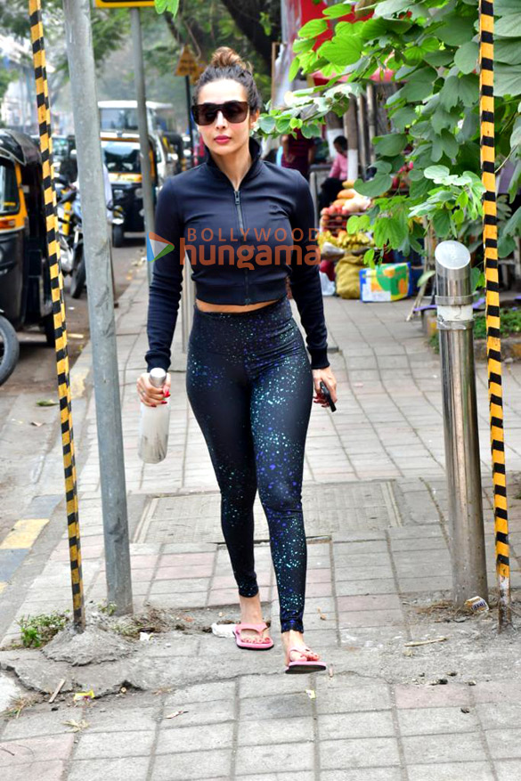 Photos: Malaika Arora snapped outside Diva Yoga in Bandra | Parties & Events