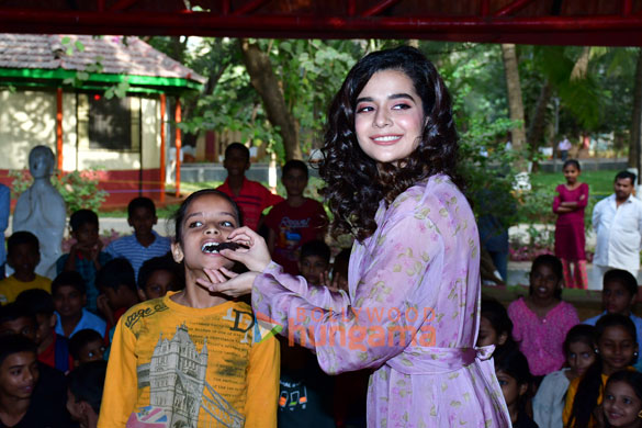 photos mithila palkar celebrates her birthday with underprivileged kids in angle xpress ngo 2