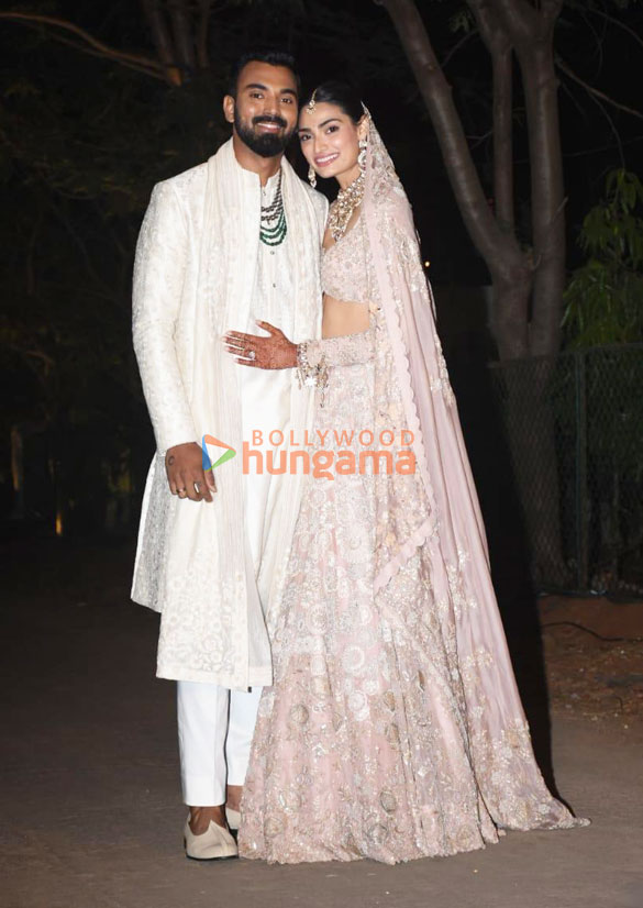 photos newlywed kl rahul and athiya shetty pose for paps 1