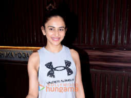 Photos: Rakul Preet Singh spotted at Anshuka Yoga in Bandra