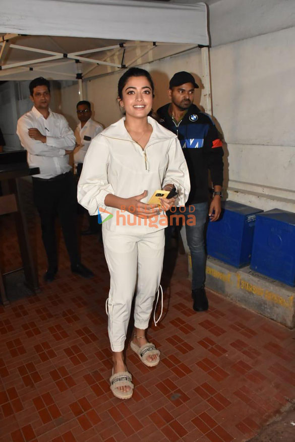 photos rashmika mandanna snapped at izumi in bandra 1