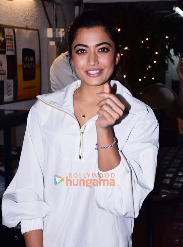 photos rashmika mandanna snapped at izumi in bandra 5