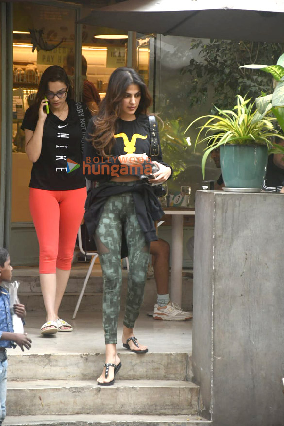 Photos: Rhea Chakraborty spotted in Bandra Photos: Rhea Chakraborty spotted in Bandra