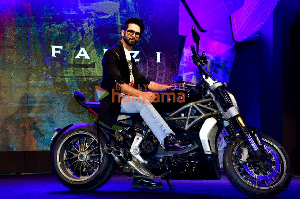 photos shahid kapoor vijay sethupathi and others attend the trailer launch of amazon prime video series farzi 5