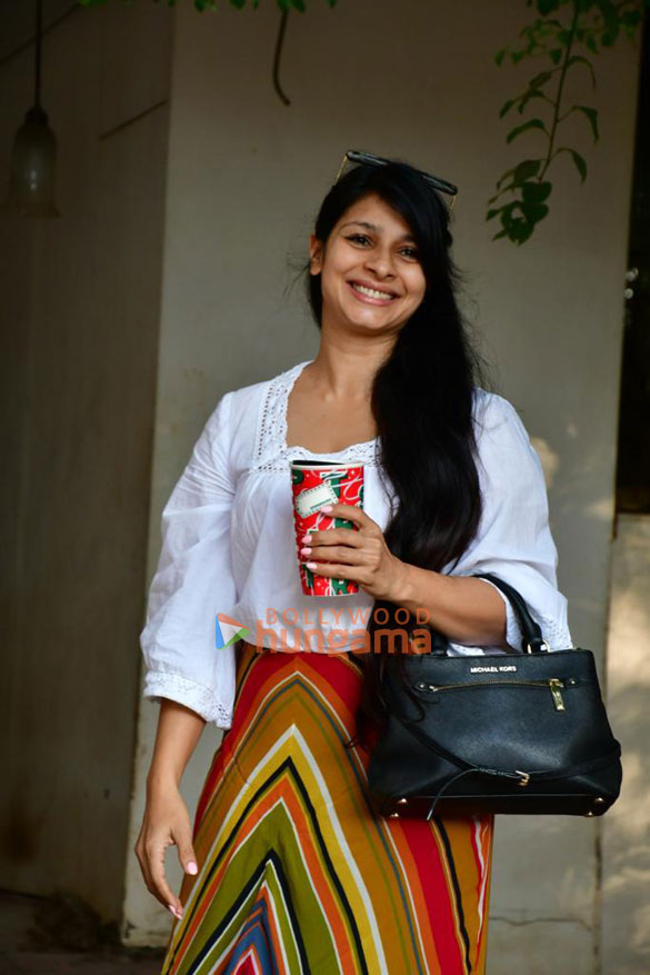 Photos: Tanishaa Mukerji snapped in Bandra
