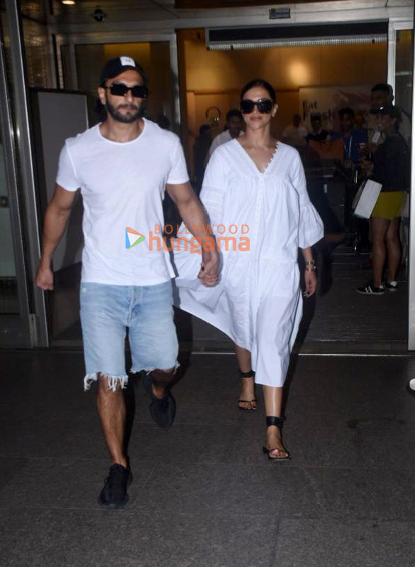 photos urvashi rautela malaika arora amrita rao and others snapped at the airport4 2