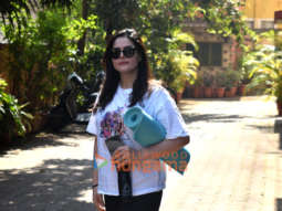 Photos: Zareen Khan spotted in Bandra