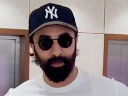Ranbir Kapoor flabbergasts us by his looks