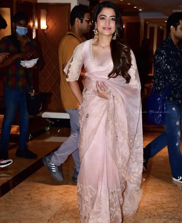 Rashmika Mandanna's blush pink saree worth Rs. 42,000 at the Mission Majnu trailer launch, is so exquisite that we can't help but fall in love with it 