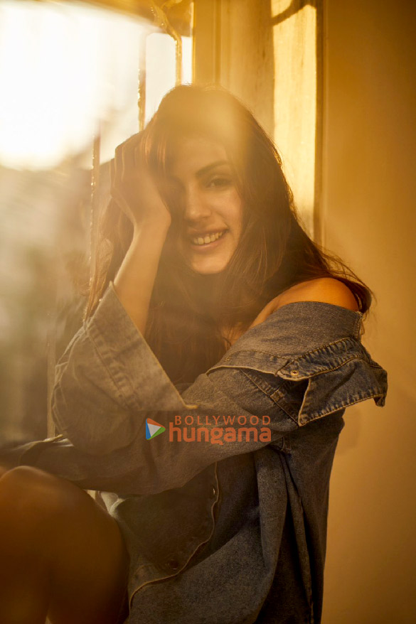 rhea chakraborty 1 30