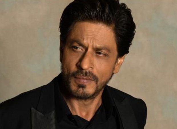 #AskSRK: Shah Rukh Khan has a hilarious response to netizens asking about his experience of flying a helicopter in Pathaan
