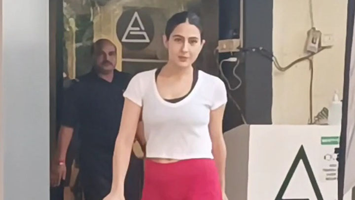 Sara Ali Khan Gets Clicked Post Her Daily Workout Session - Bollywood 