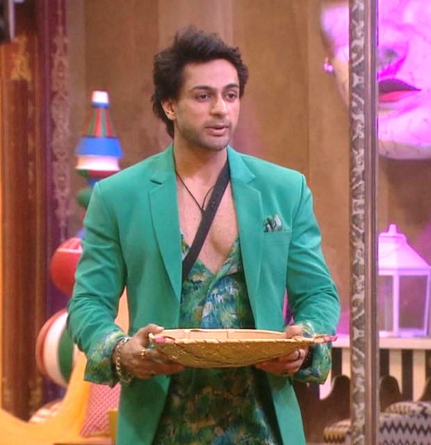 Shalin's quirky peacock themed custom-made blazer is something we have never seen on television before 