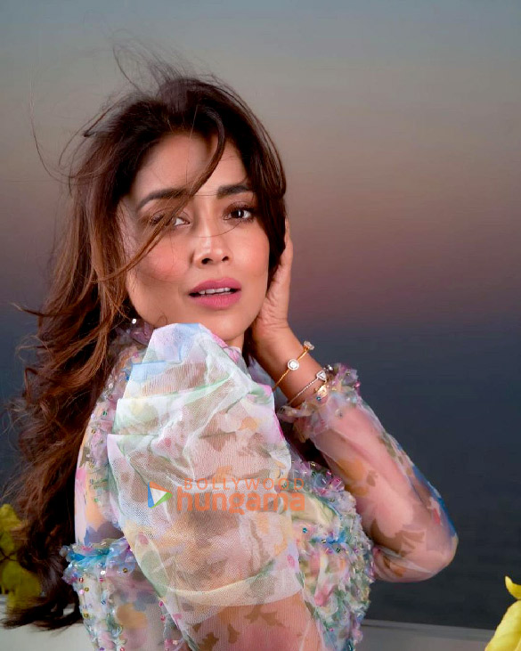 shriya saran 5 15