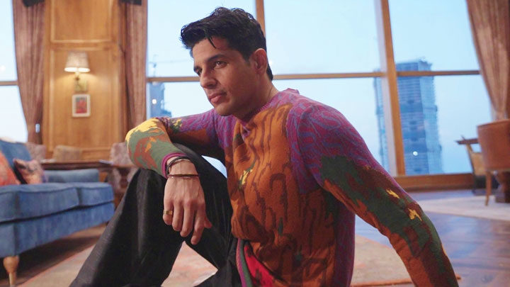 Sidharth Malhotra’s is just too hot to handle!
