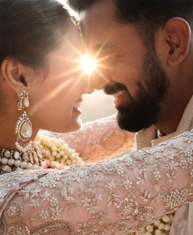 The pictures of KL Rahul and Athiya Shetty exchanging vows while dressed in Anamika Khanna outfits are right out of heaven