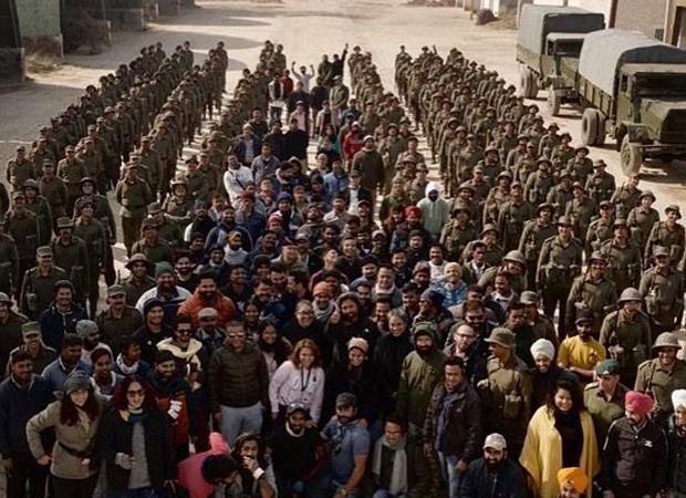 Vicky Kaushal shoots with Indian Army on Army Day for his film Sam Bahadur : Bollywood News