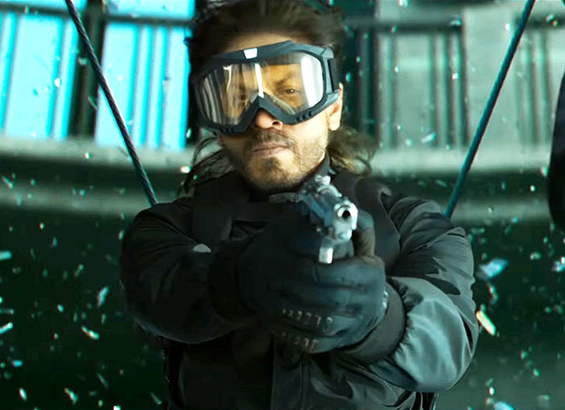 Yash Raj Films’ Shah Rukh Khan starrer Pathaan re-opens 25 shut single screen cinemas across the country : Bollywood News