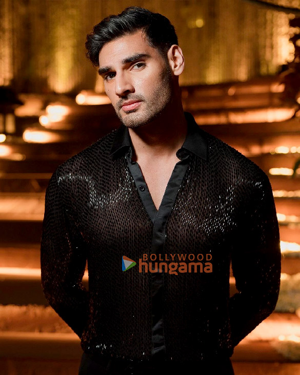 ahan shetty 1 2