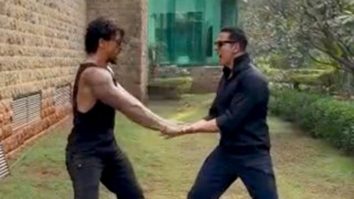 Akshay Kumar grooves to ‘Main Khiladi’ along with Tiger Shroff