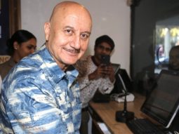 Anupam Kher surprises fans buying tickets of Shiv Shastri Balboa at the box office