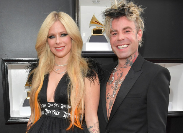 Avril Lavigne and Mod Sun call off engagement after 10 months; the duo was “on and off for the past two month”