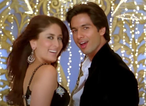 Fans dance to ‘Mauja Hi Mauja’ in theatres as Jab We Met re-releases in theatres; Shahid Kapoor calls it ‘special’, watch video : Bollywood News